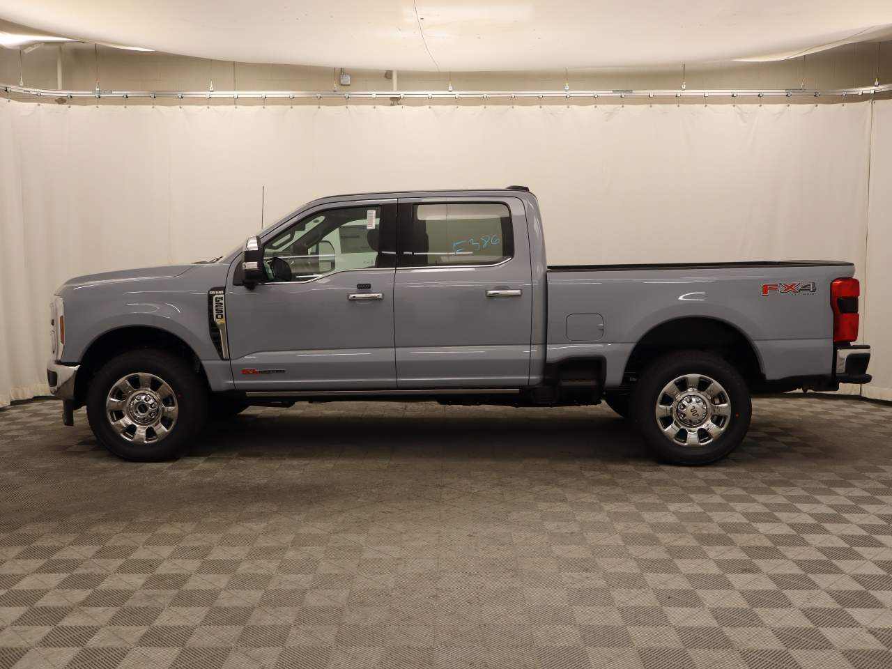 2025 Ford F-250 Super Duty Crew Cab King Ranch