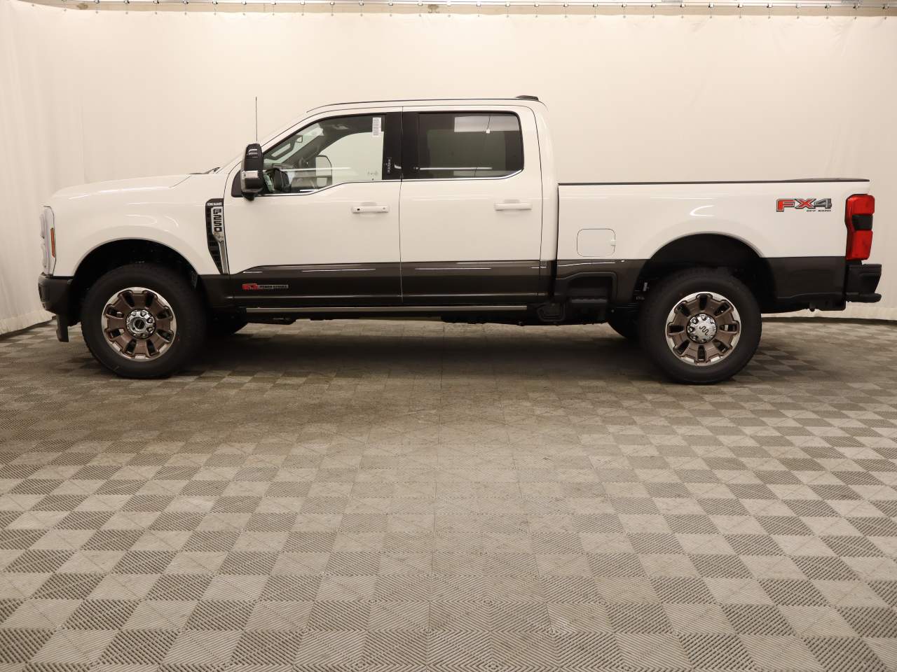 2024 Ford F-250 Super Duty Crew Cab King Ranch