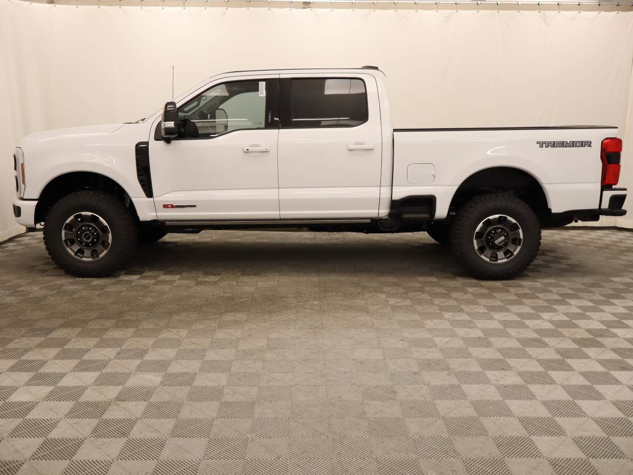 2024 Ford F-250 Super Duty Crew Cab Lariat