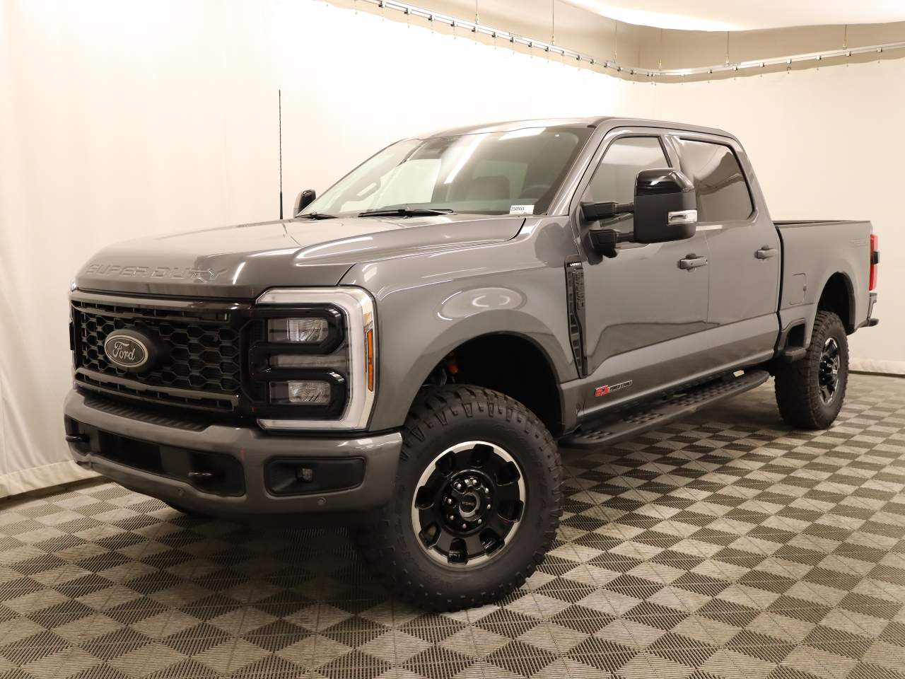 2025 Ford F-250 Super Duty Crew Cab Lariat