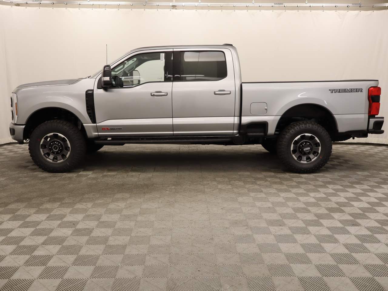 2024 Ford F-250 Super Duty Crew Cab Lariat