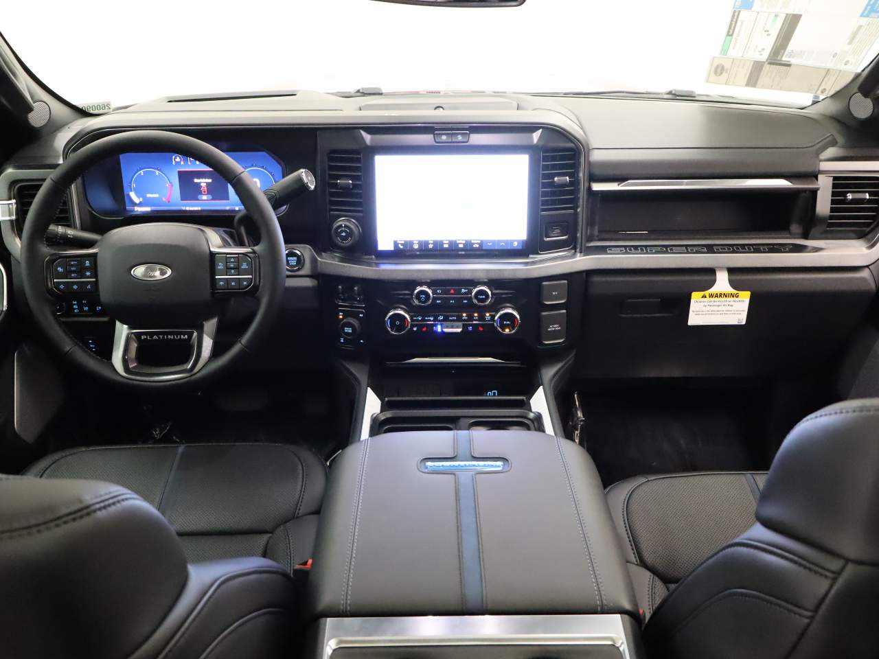 2026 Ford F-250 Super Duty Platinum - Photo 14