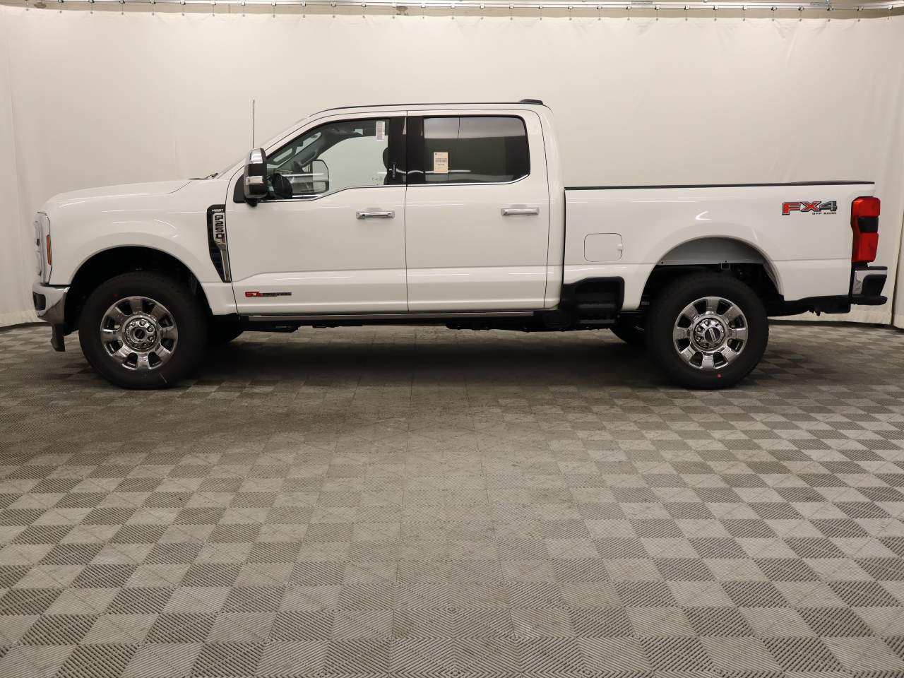 2024 Ford F-250 Super Duty Crew Cab Lariat