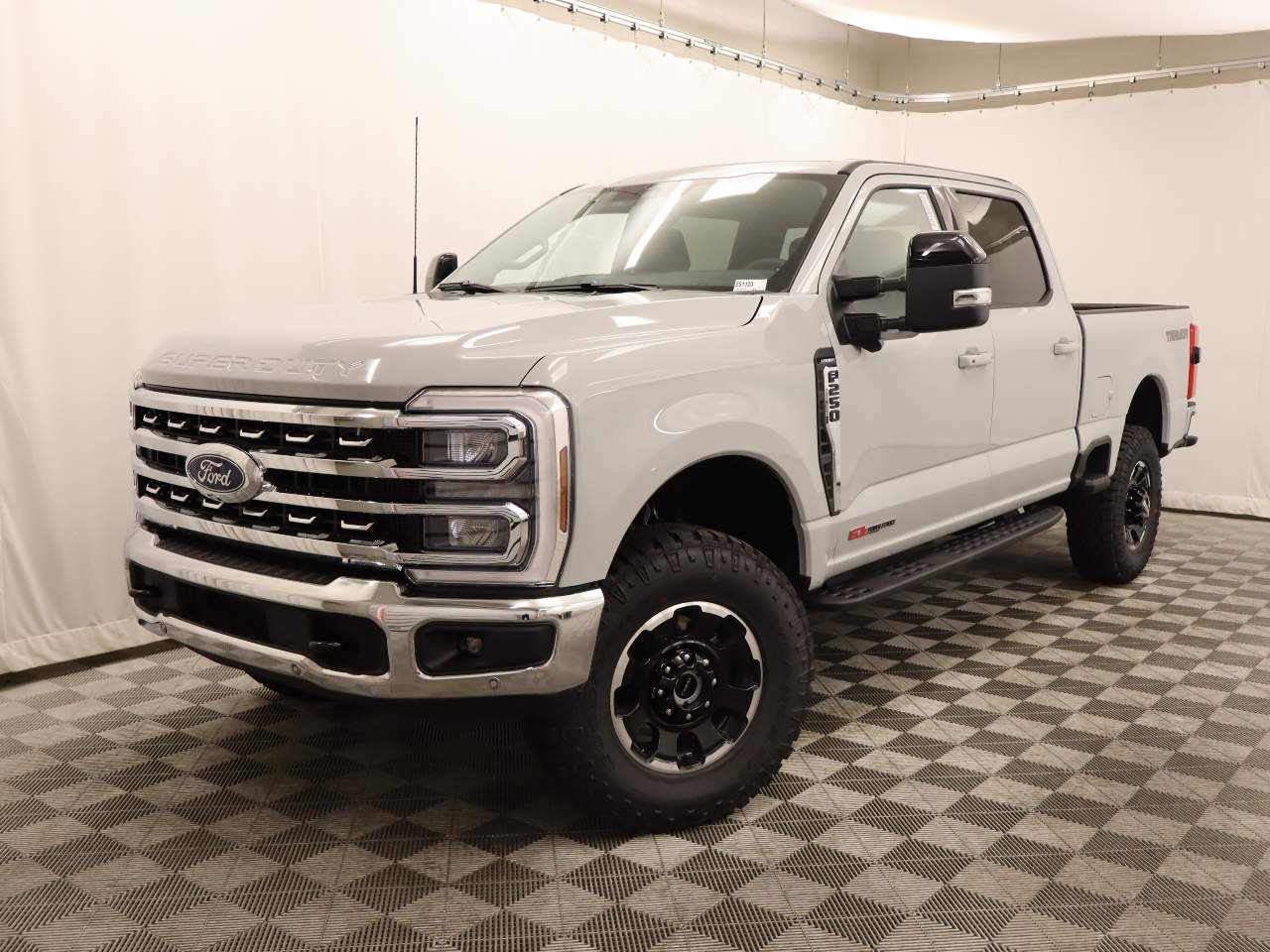 2025 Ford F-250 Super Duty Crew Cab Lariat