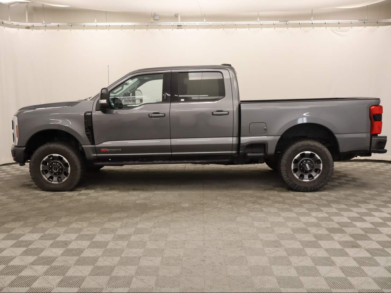 2023 Ford F-250 Super Duty Lariat Crew Cab