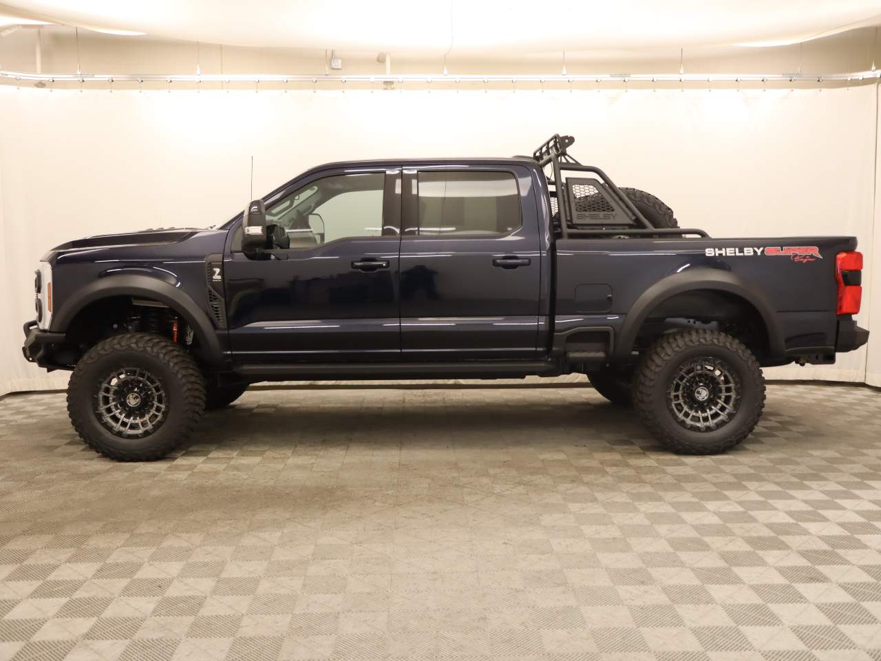 2025 Ford F-250 Super Duty Crew Cab Lariat