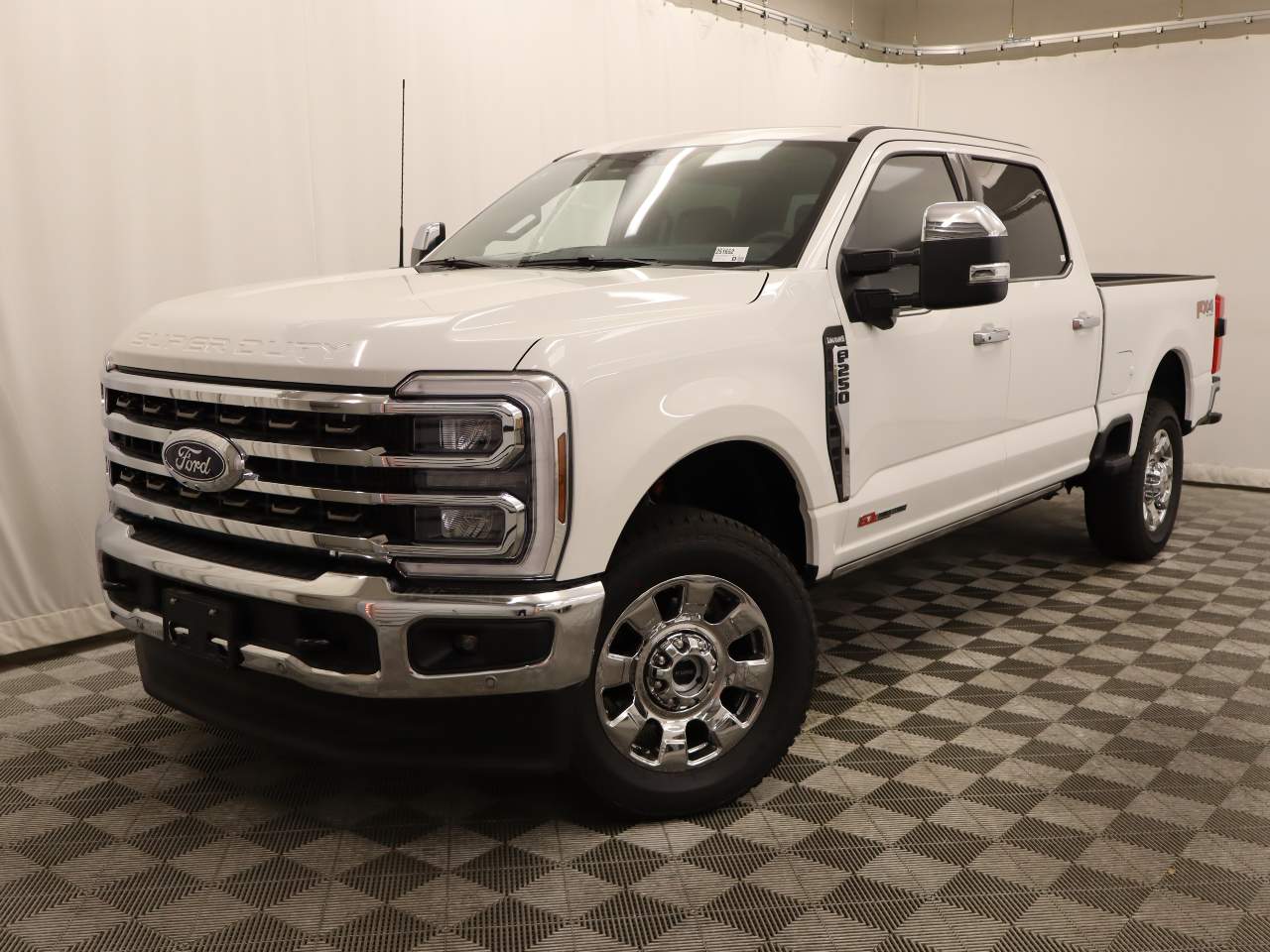 2025 Ford F-250 Super Duty Crew Cab King Ranch
