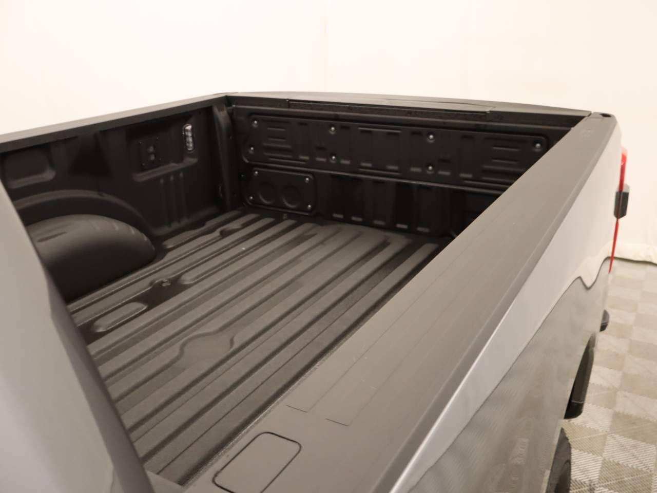 2025 Ford F-250 Lariat photo 2