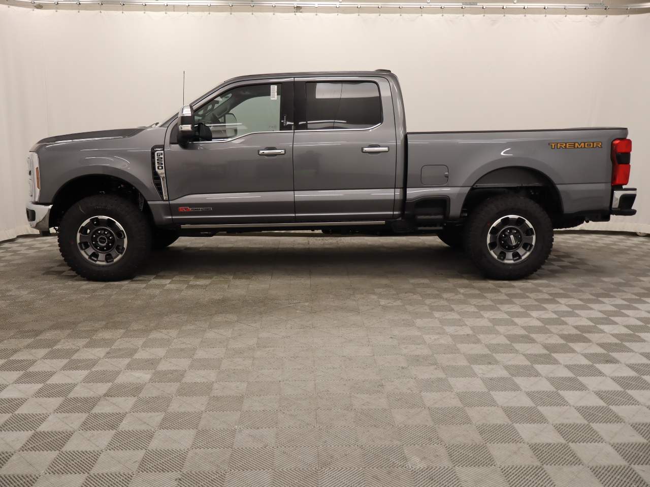 2024 Ford F-250 Super Duty Crew Cab Lariat