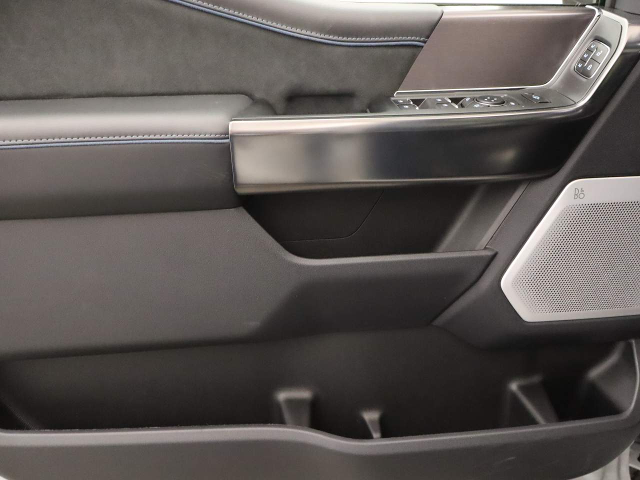 2026 Ford F-250 Super Duty Platinum - Photo 18