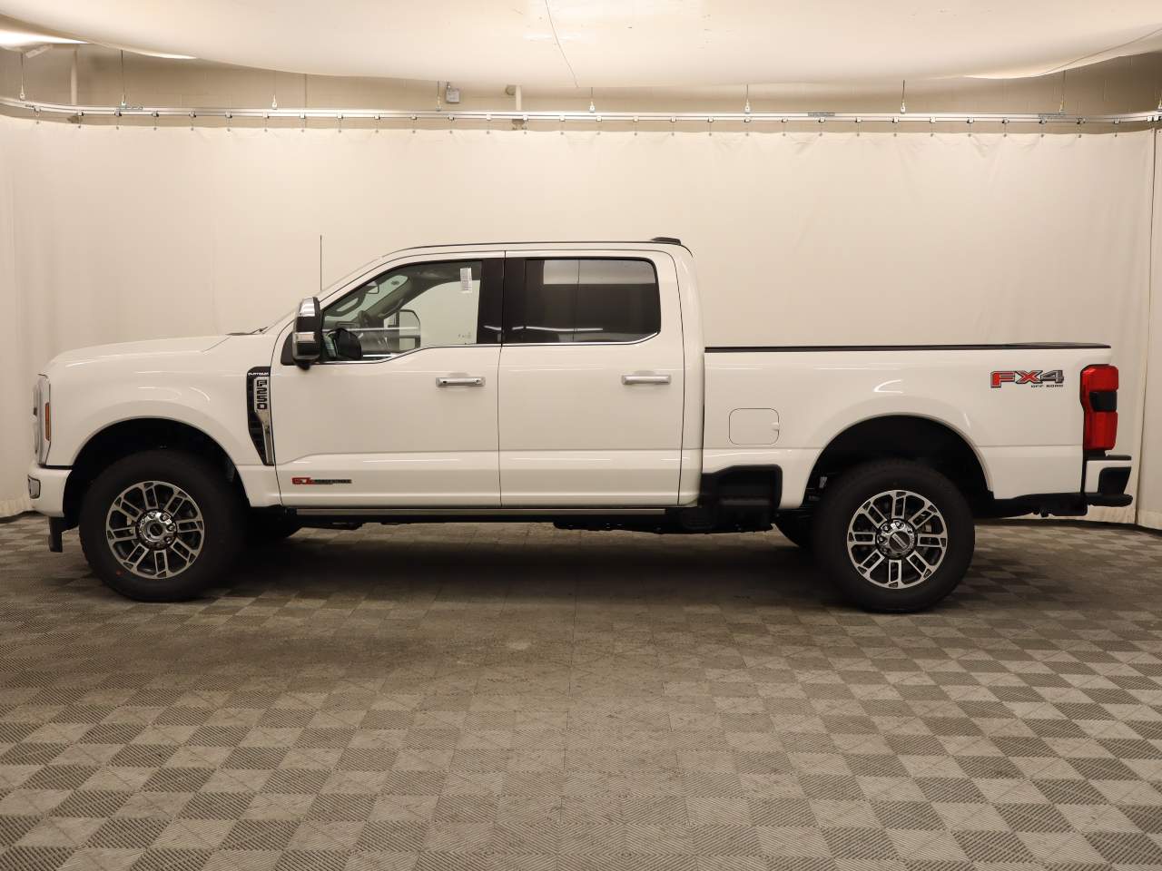 2026 Ford F-250 Super Duty Crew Cab Platinum