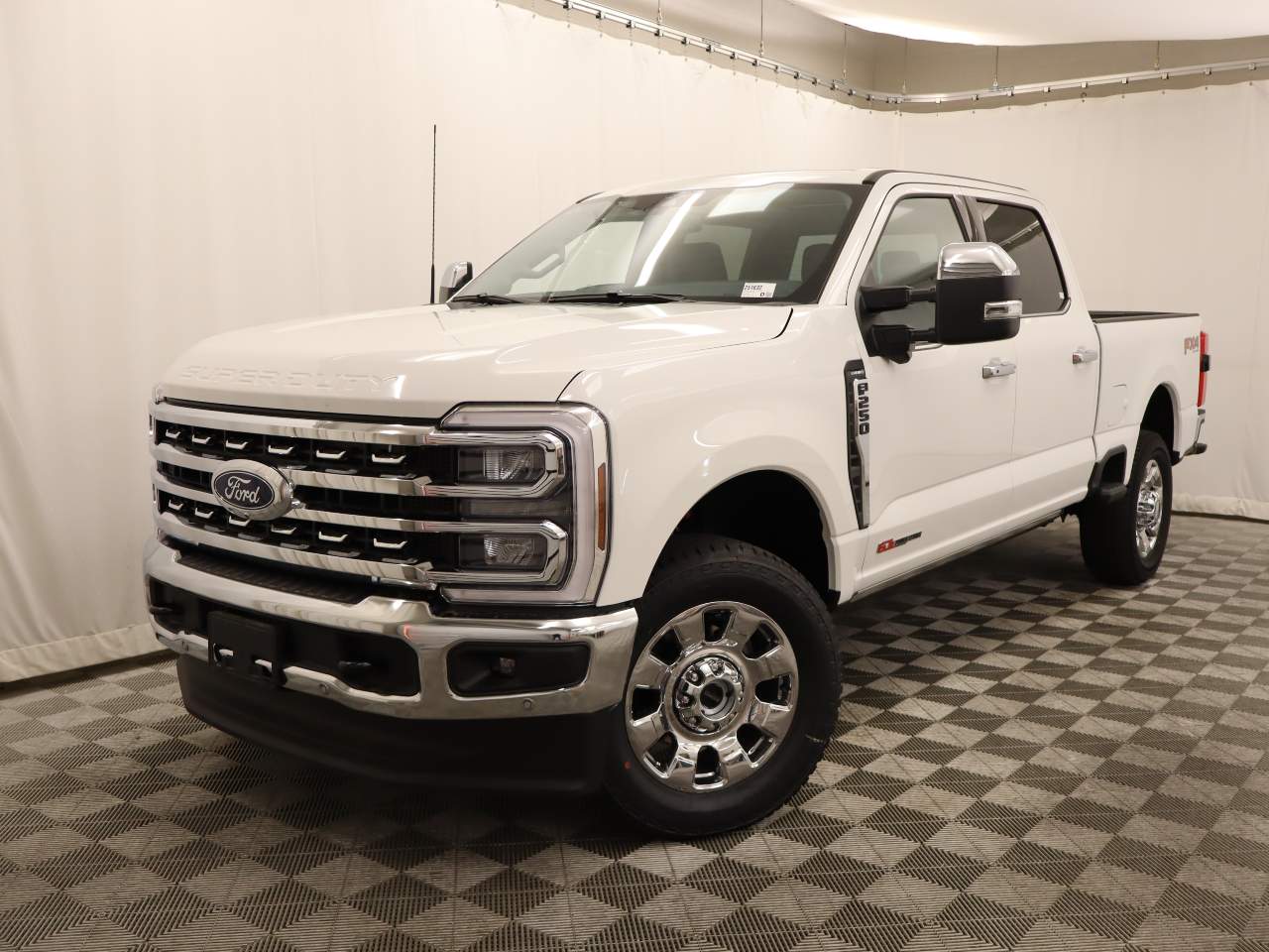 2025 Ford F-250 Super Duty Crew Cab Lariat