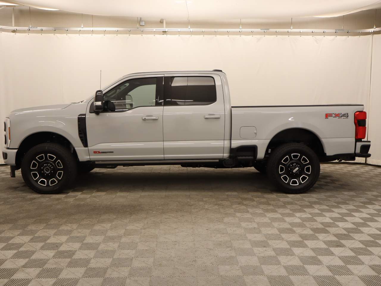 2026 Ford F-250 Platinum photo 2