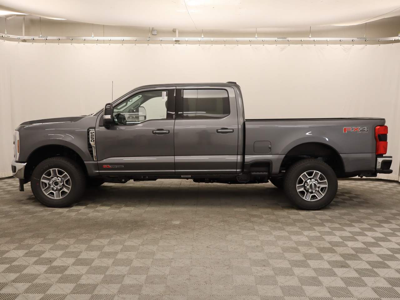 2026 Ford F-250 Super Duty Crew Cab Lariat