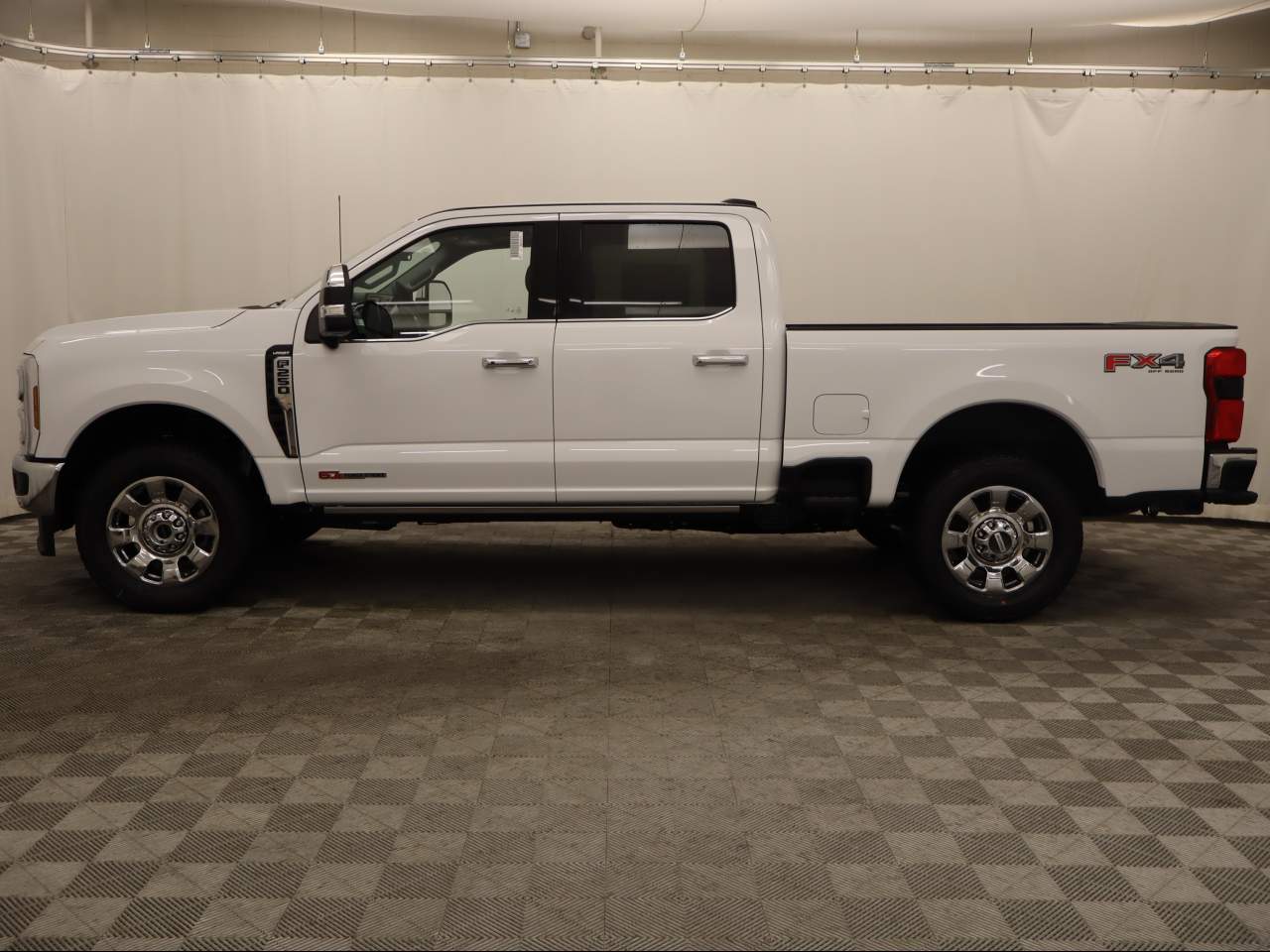2026 Ford F-250 Super Duty Crew Cab Lariat