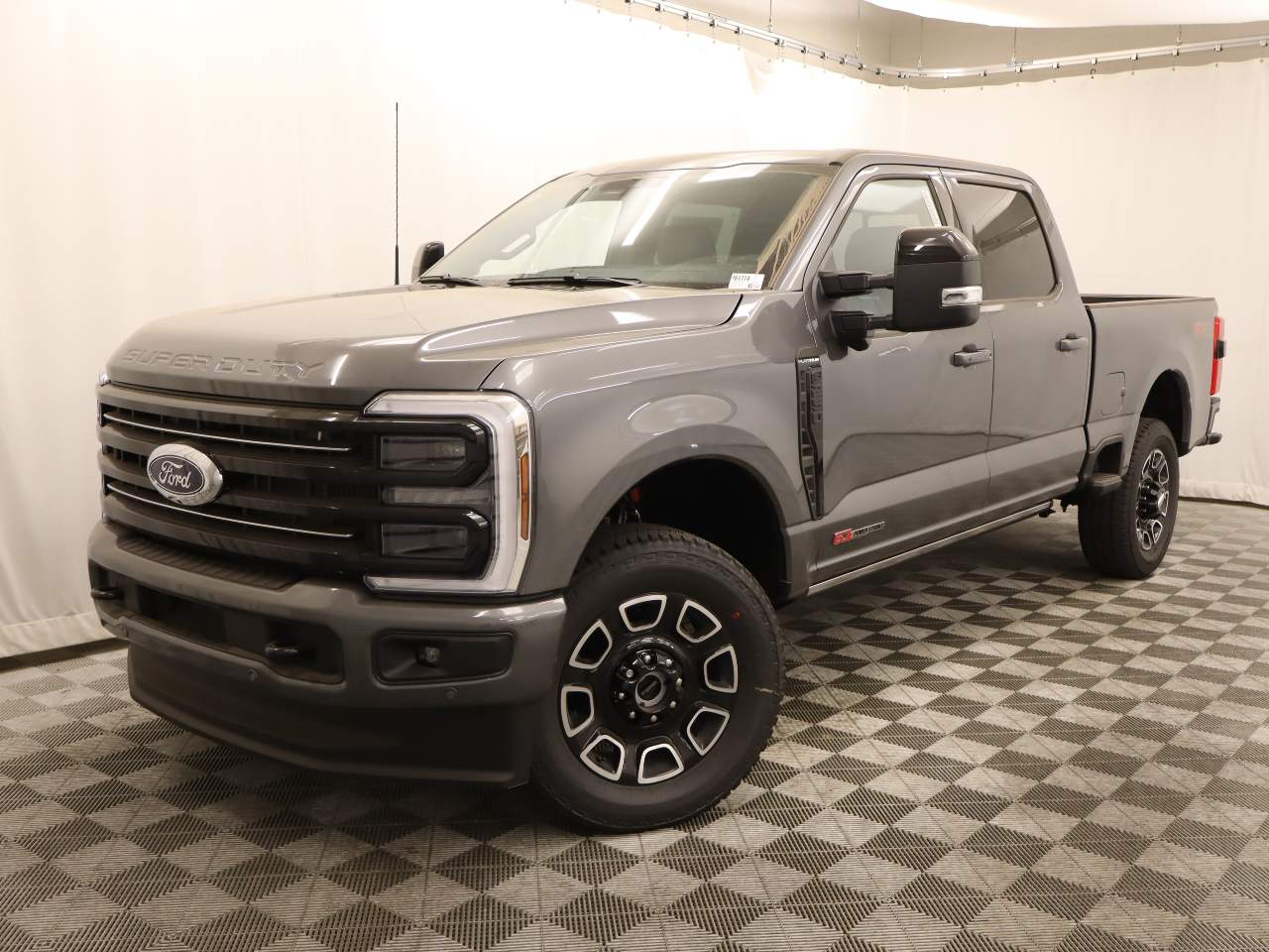 2026 Ford F-250 Super Duty Crew Cab Platinum