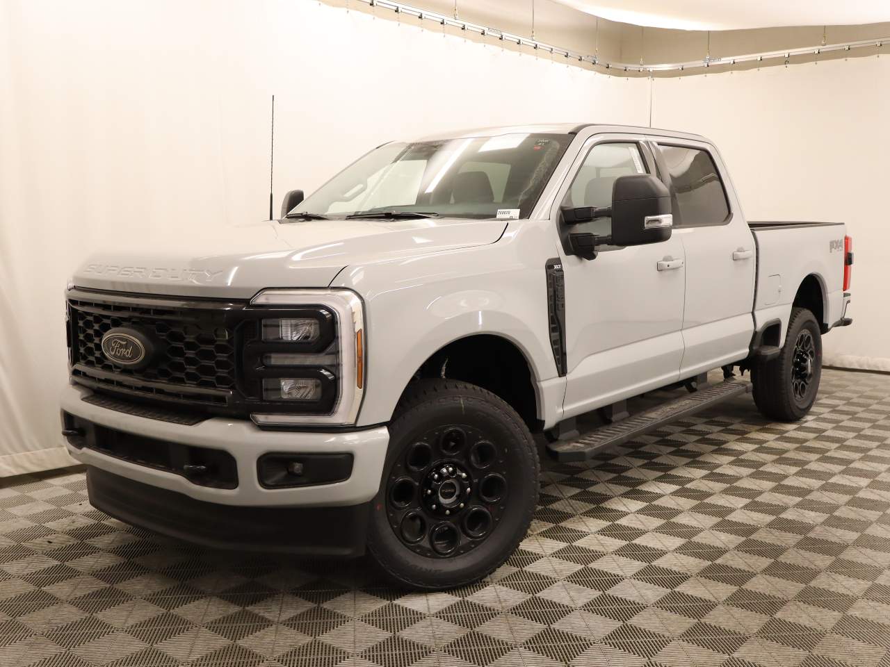 2026 Ford F-250 Super Duty Crew Cab XLT