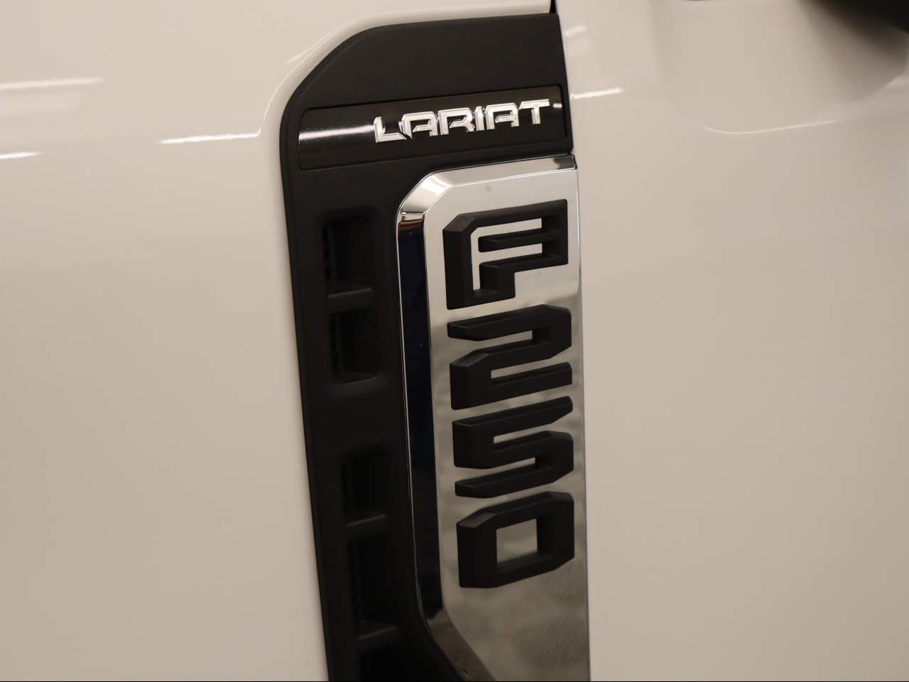 2026 Ford F-250 Super Duty Crew Cab Lariat