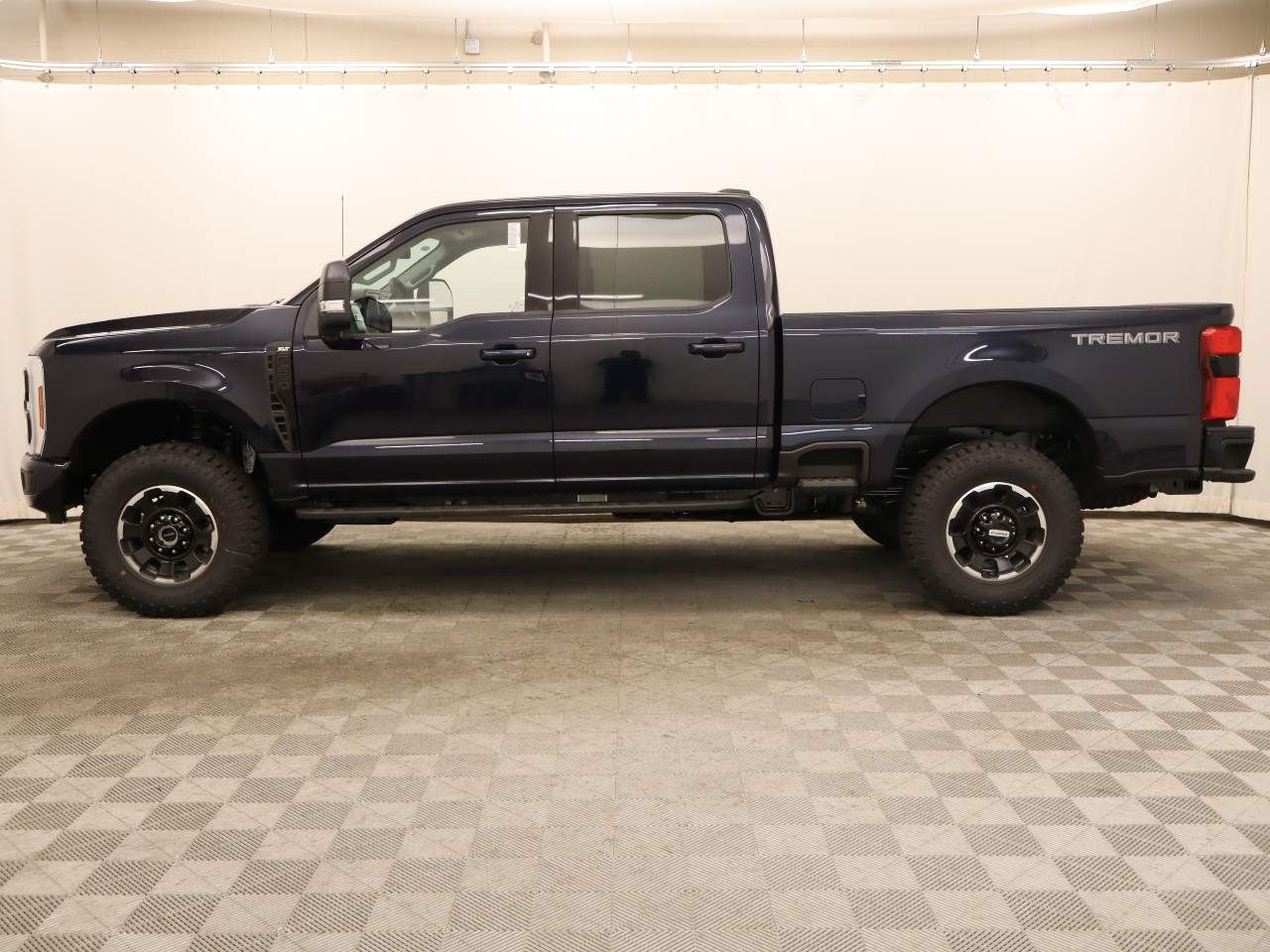 2025 Ford F-250 Super Duty Crew Cab XLT