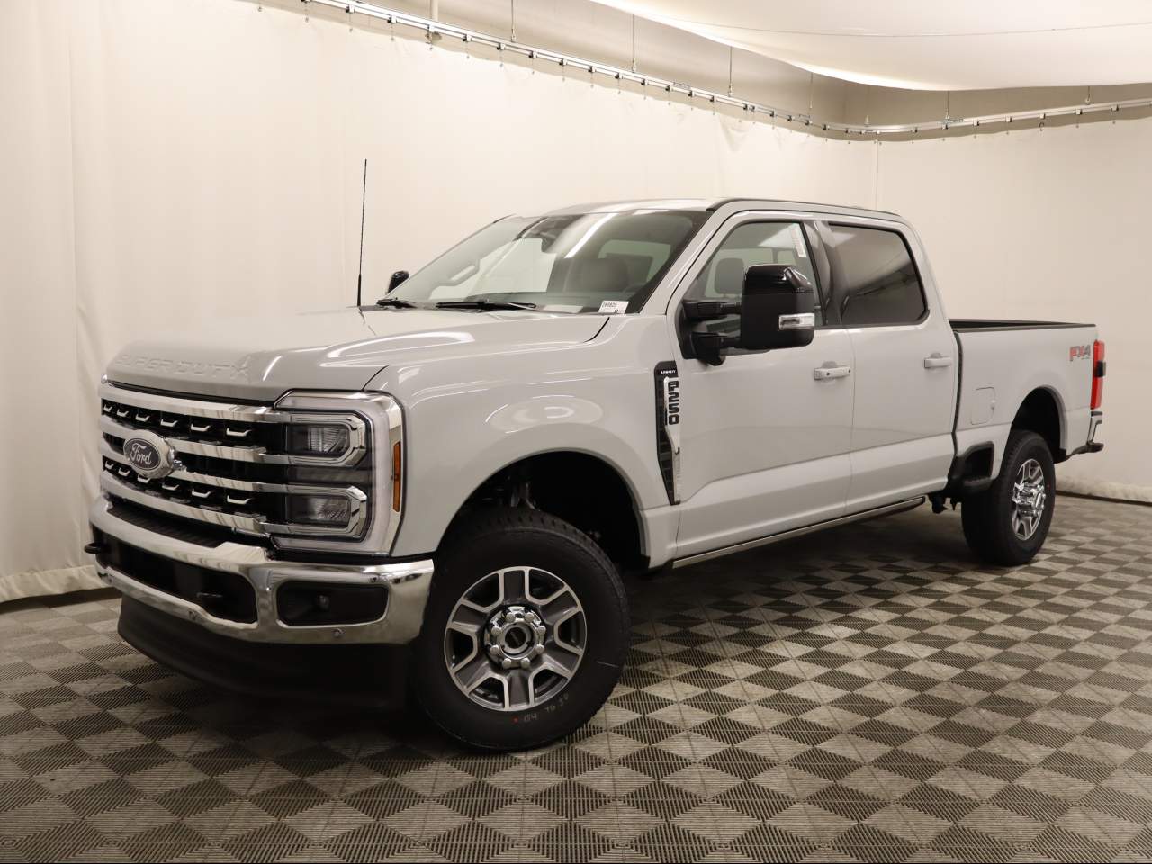 2026 Ford F-250 Super Duty Crew Cab Lariat