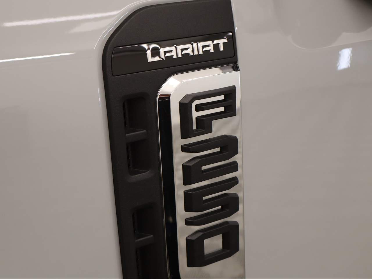 2026 Ford F-250 Super Duty Crew Cab Lariat