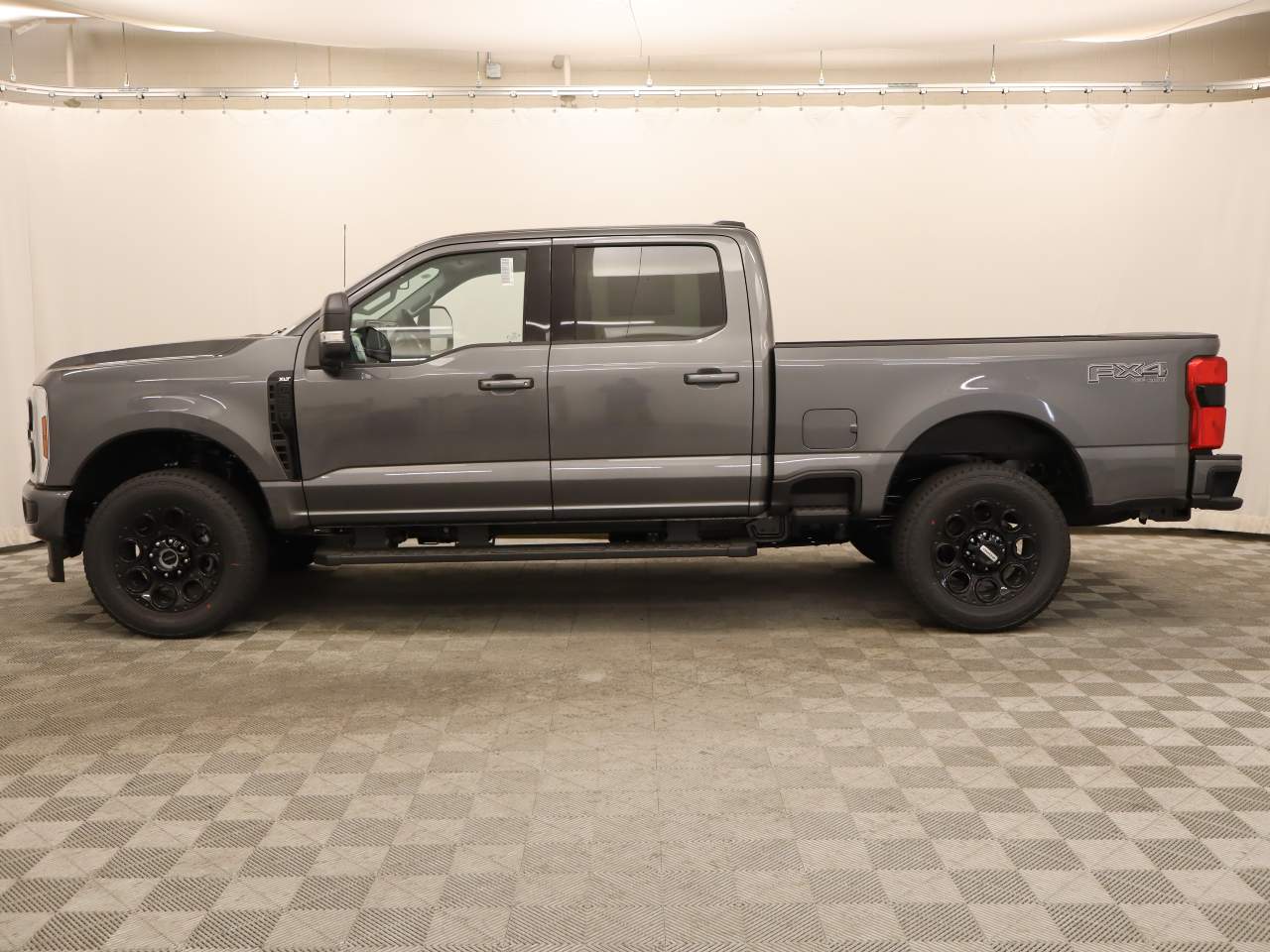 2026 Ford F-250 Super Duty Crew Cab XLT