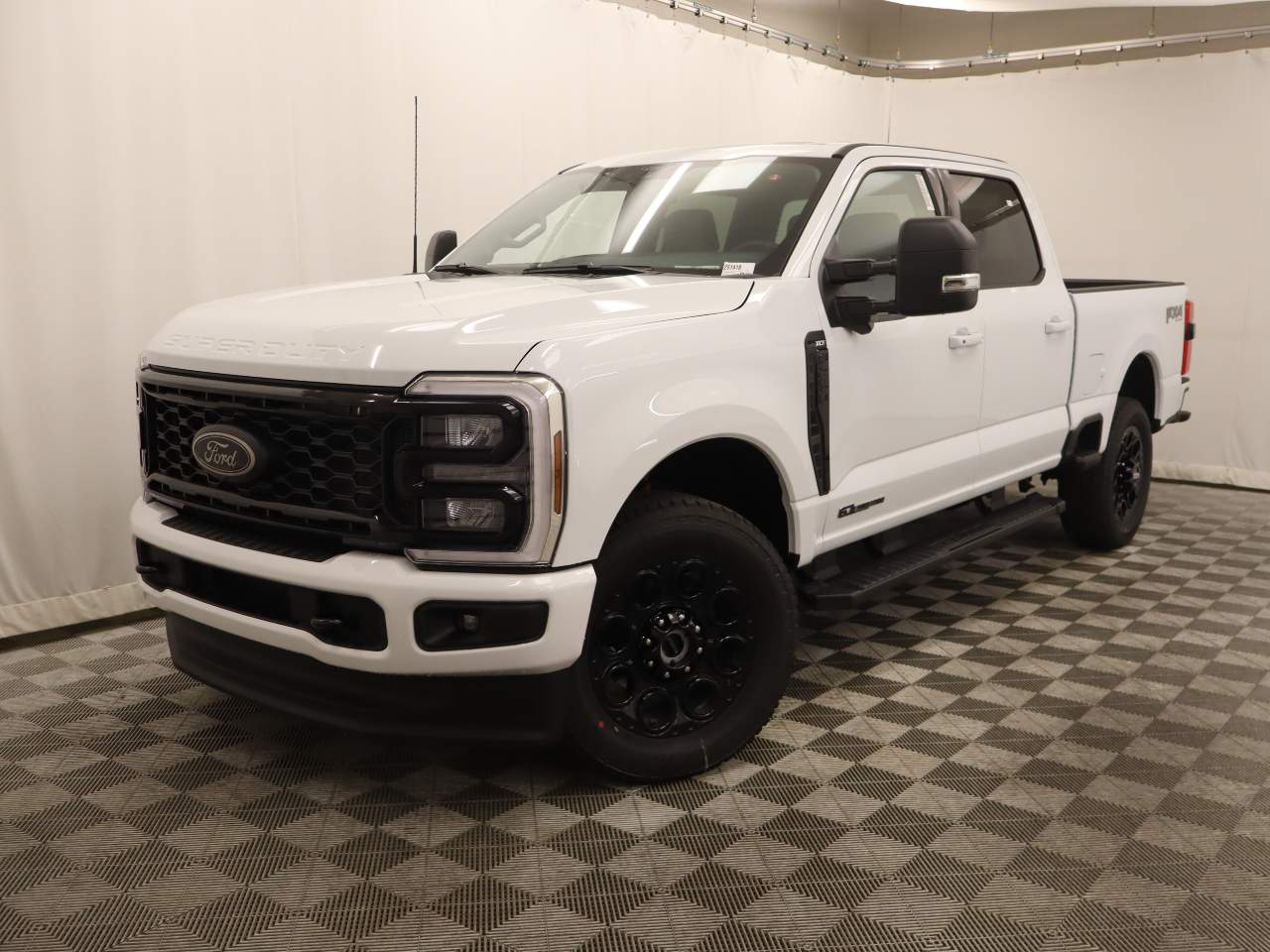 2025 Ford F-250 Super Duty Crew Cab XLT