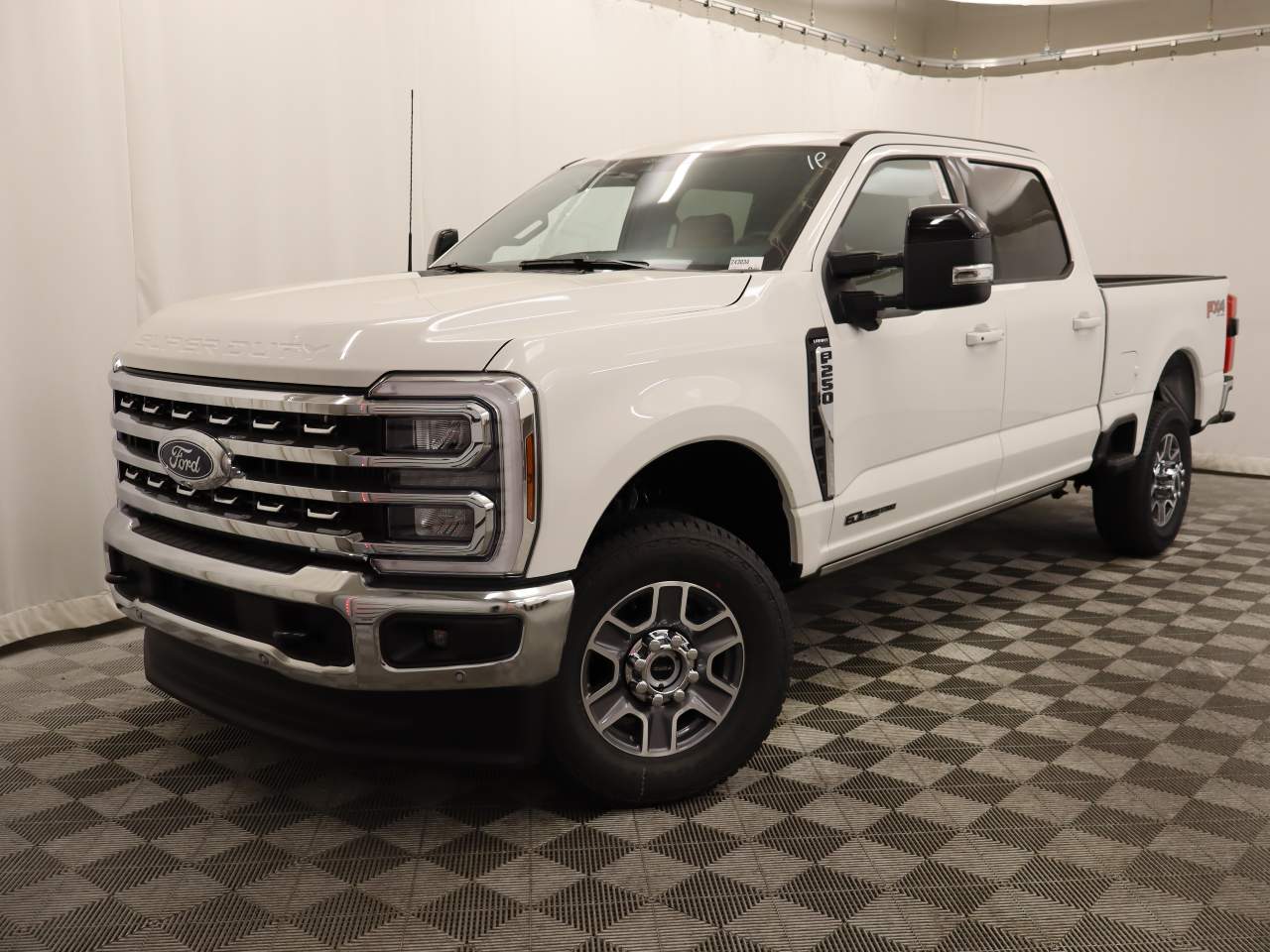 2024 Ford F-250 Super Duty Crew Cab Lariat