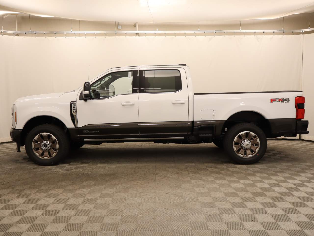 2025 Ford F-250 Super Duty Crew Cab King Ranch
