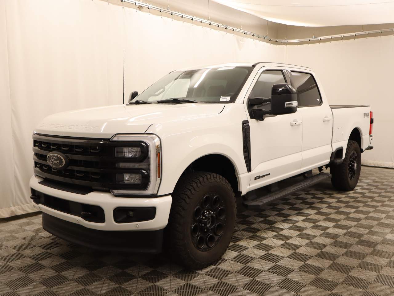 2024 Ford F-250 Super Duty Lariat Crew Cab