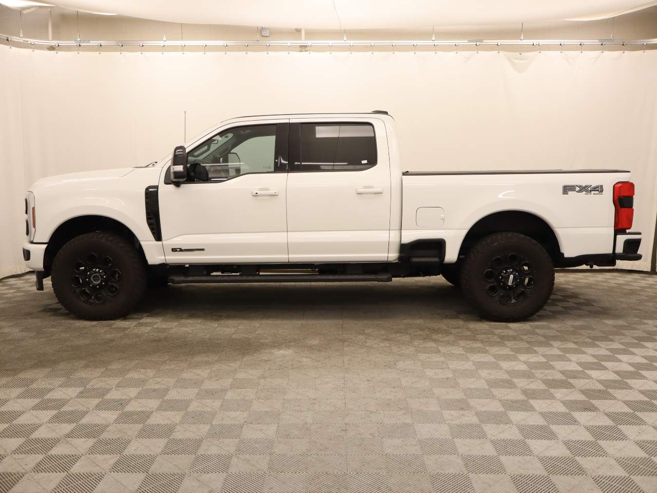 2024 Ford F-250 Super Duty Lariat Crew Cab