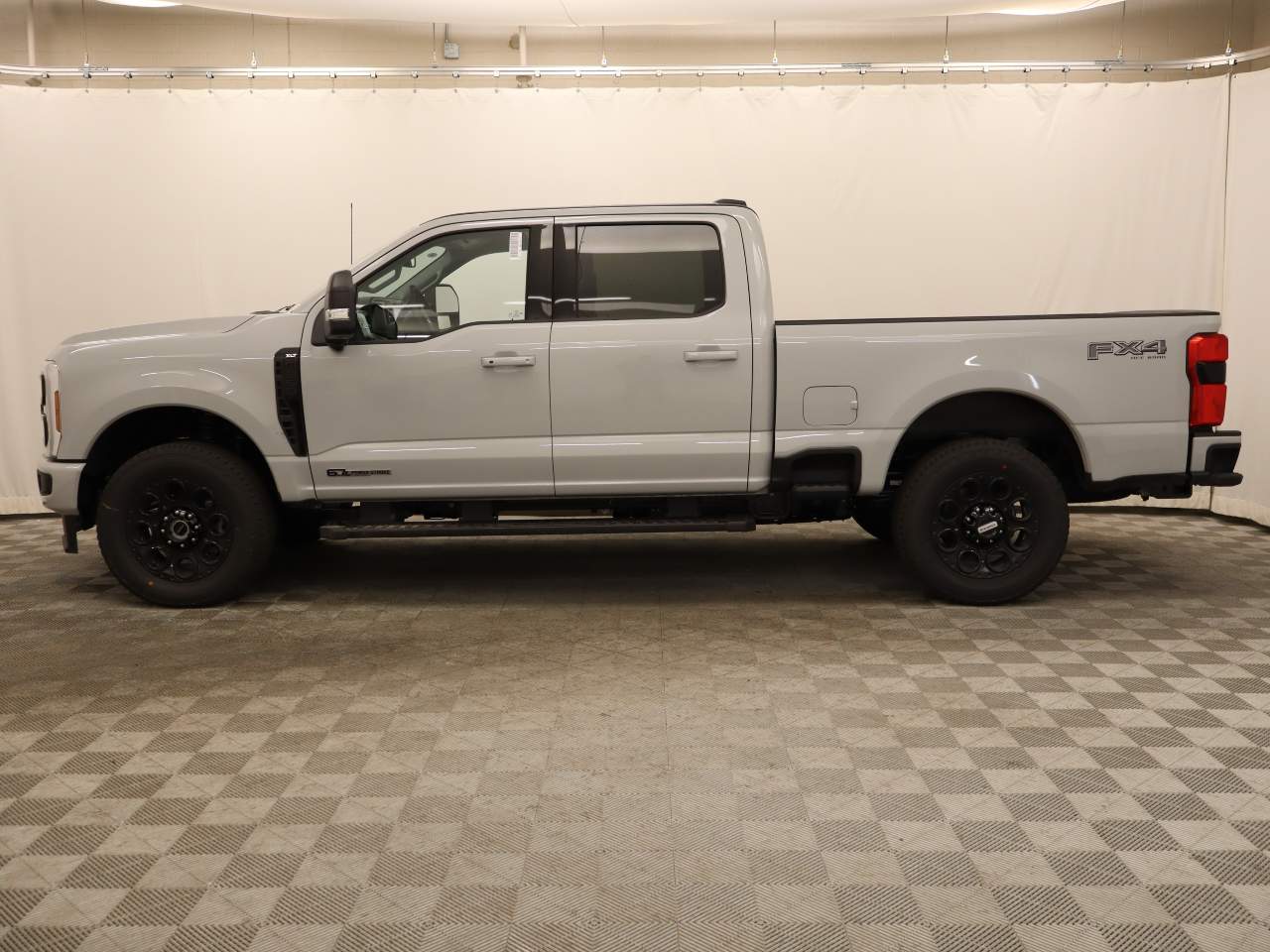 2025 Ford F-250 Super Duty Crew Cab XLT