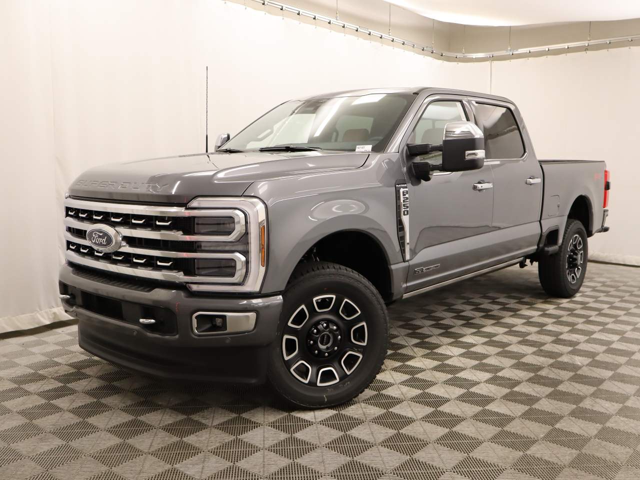 2024 Ford F-250 Super Duty Crew Cab Platinum