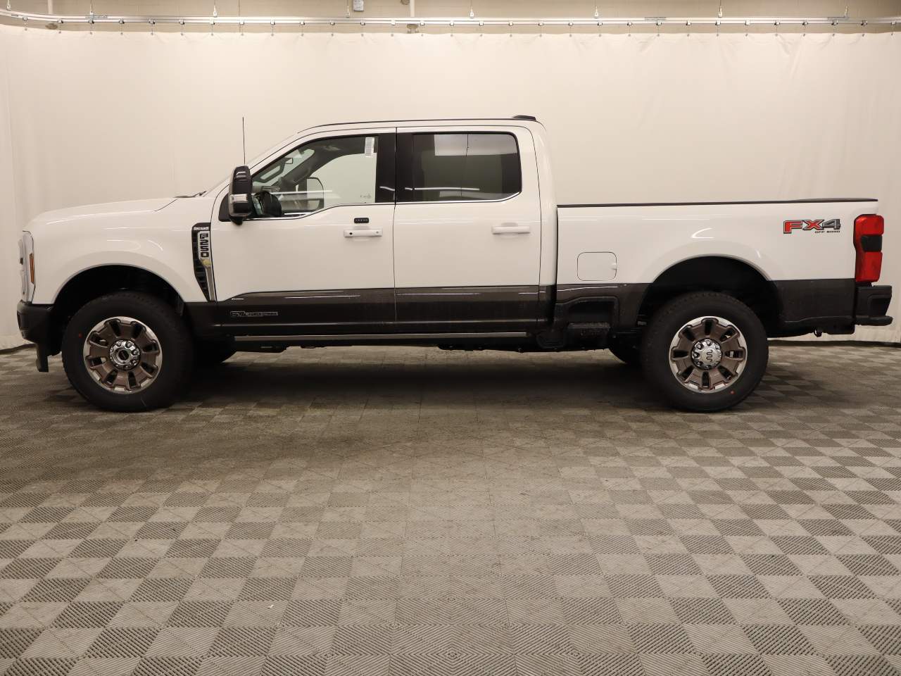 2025 Ford F-250 Super Duty Crew Cab King Ranch