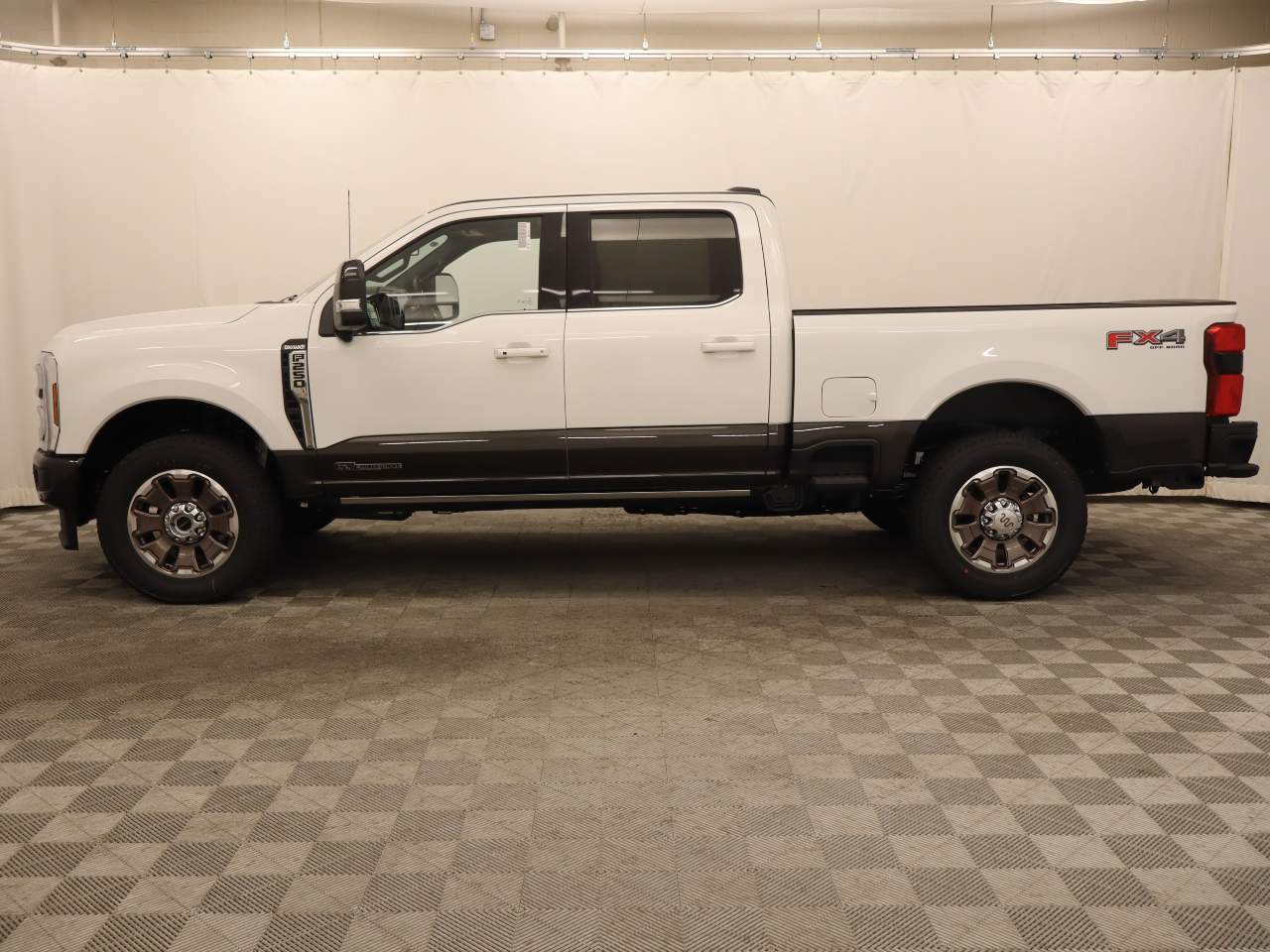 2025 Ford F-250 Super Duty Crew Cab King Ranch