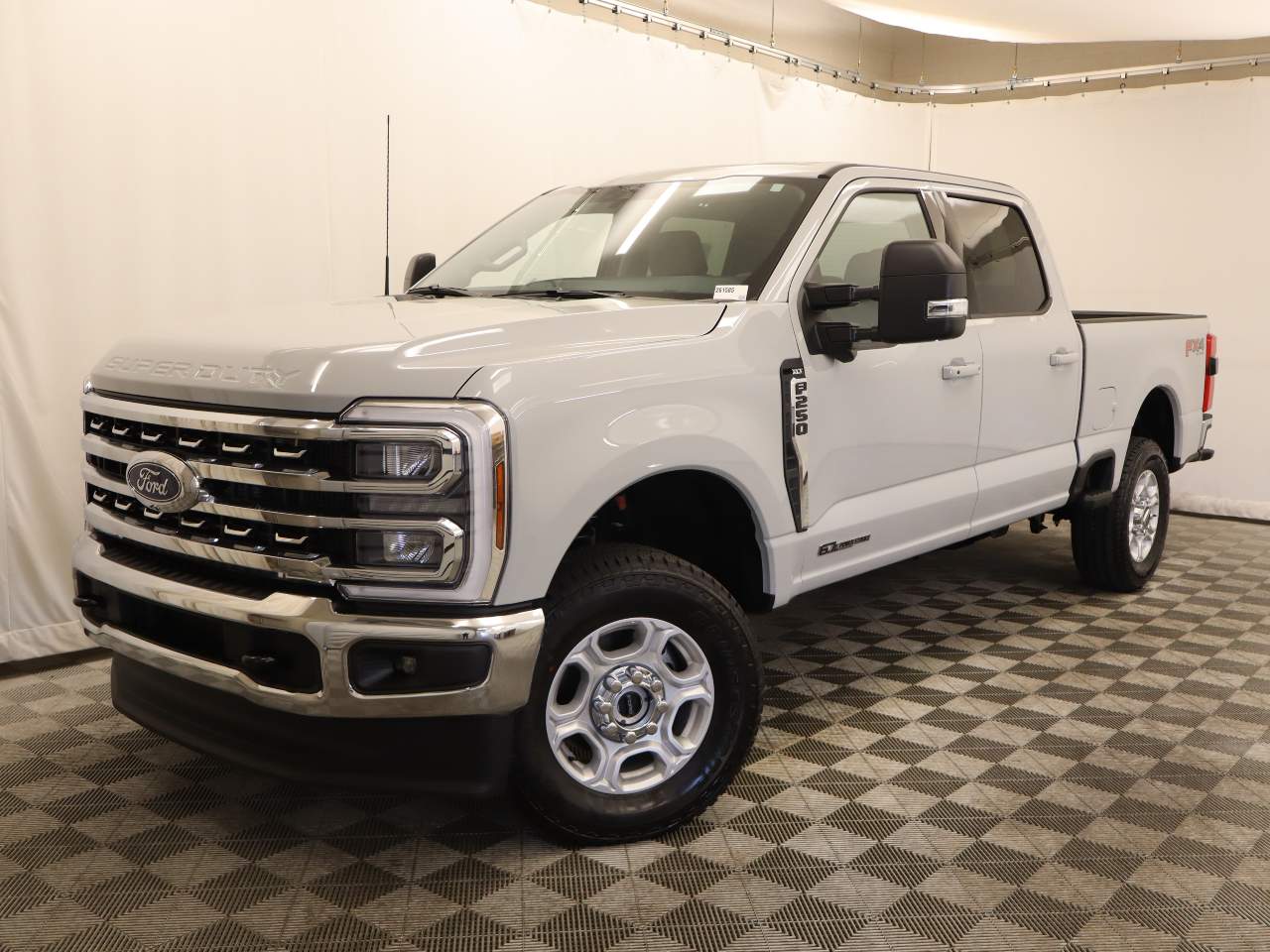 2026 Ford F-250 Super Duty Crew Cab XLT