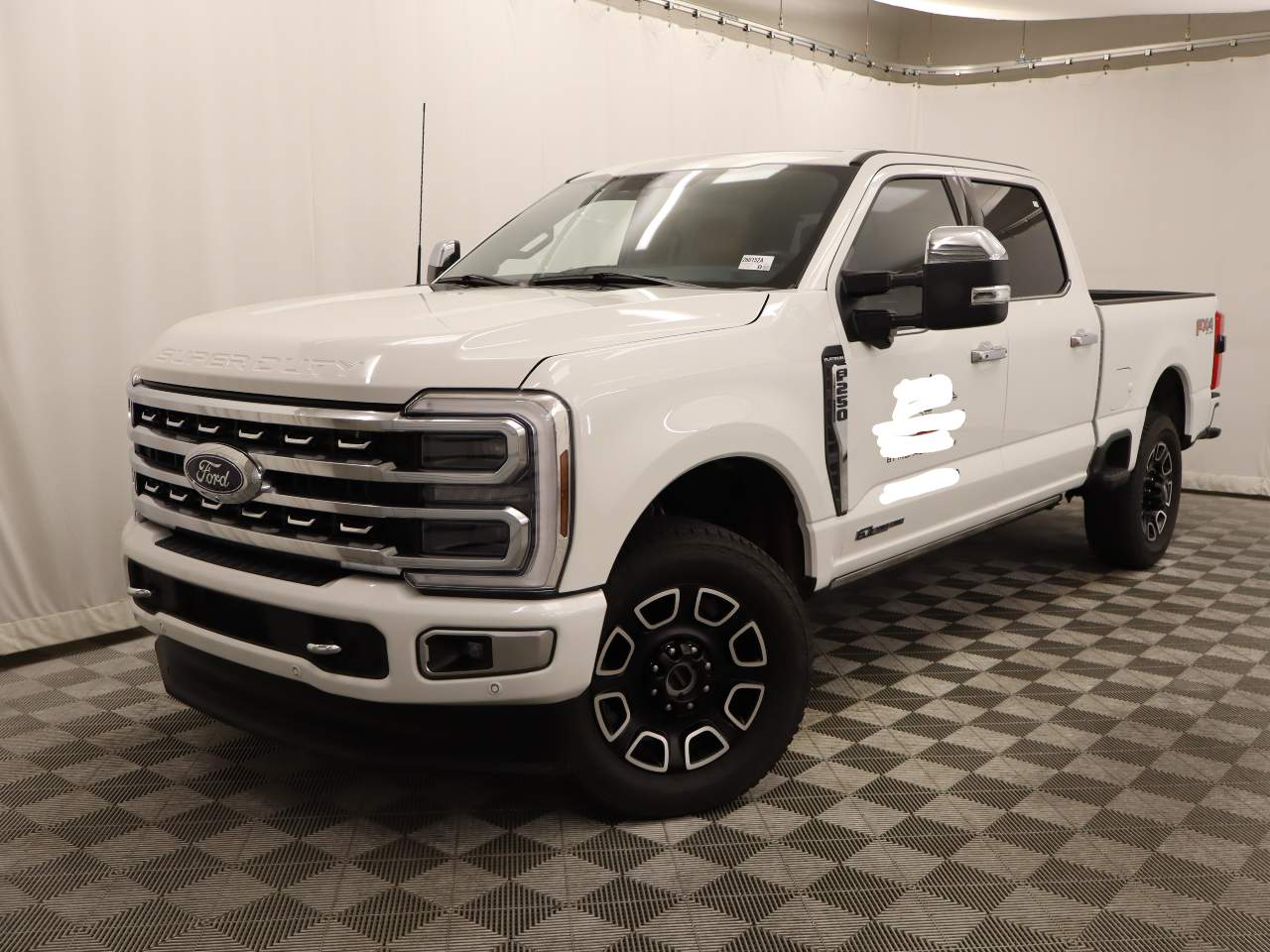 2024 Ford F-250 Super Duty Platinum Crew Cab