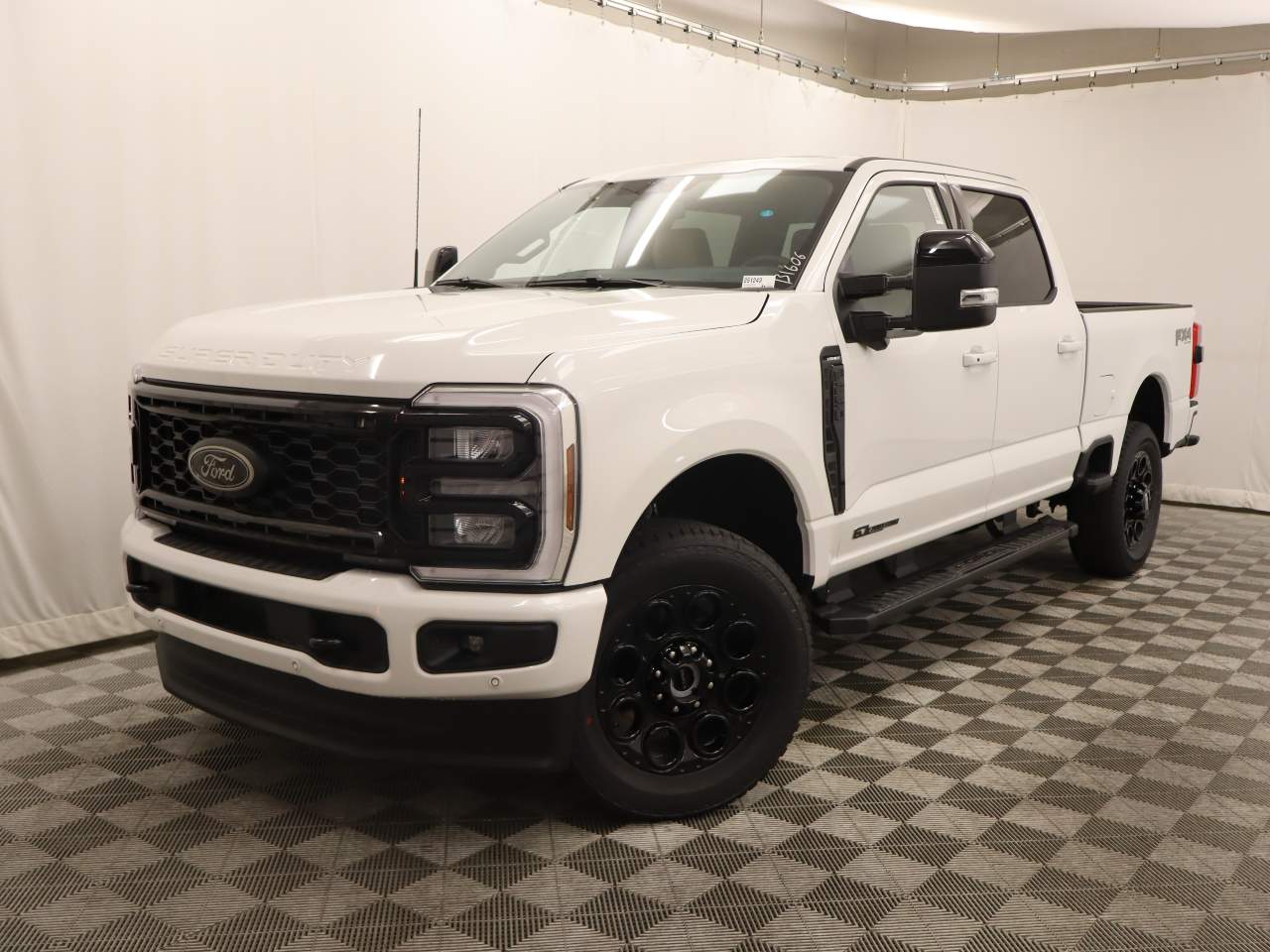 2025 Ford F-250 Super Duty Crew Cab Lariat