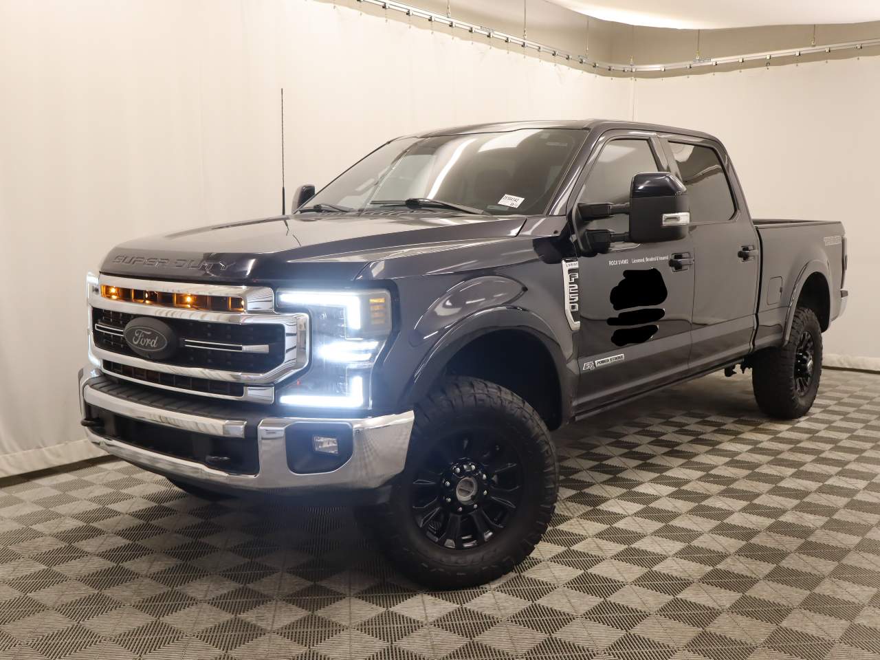 2022 Ford F-250 Super Duty Lariat Crew Cab