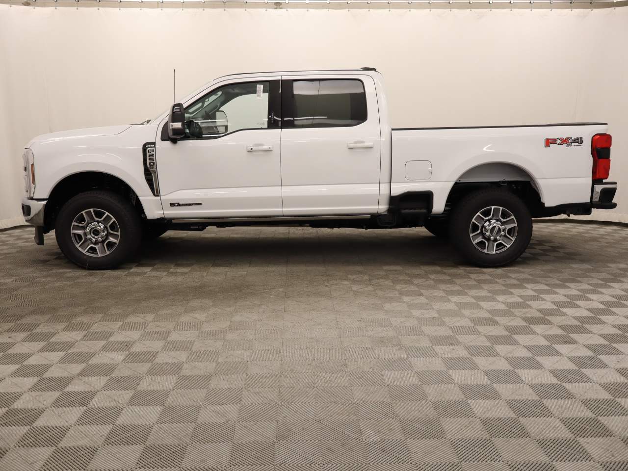 2024 Ford F-250 Super Duty Crew Cab Lariat