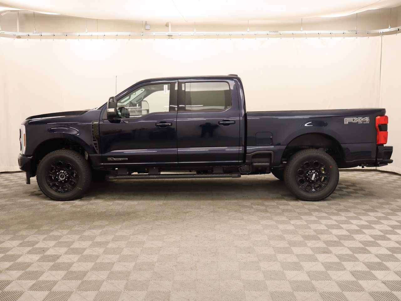 2025 Ford F-250 Super Duty Crew Cab Lariat