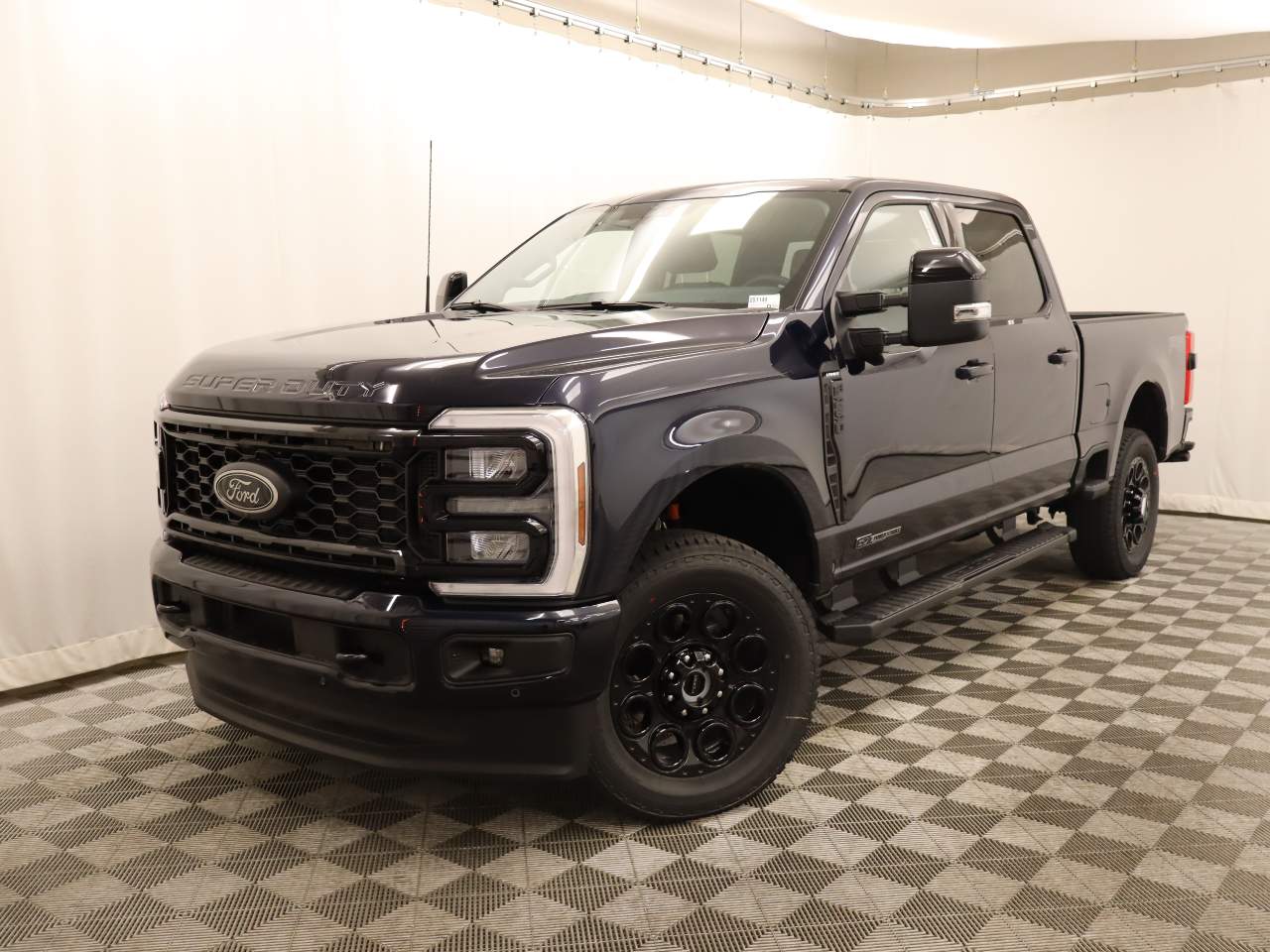 2025 Ford F-250 Super Duty Crew Cab Lariat