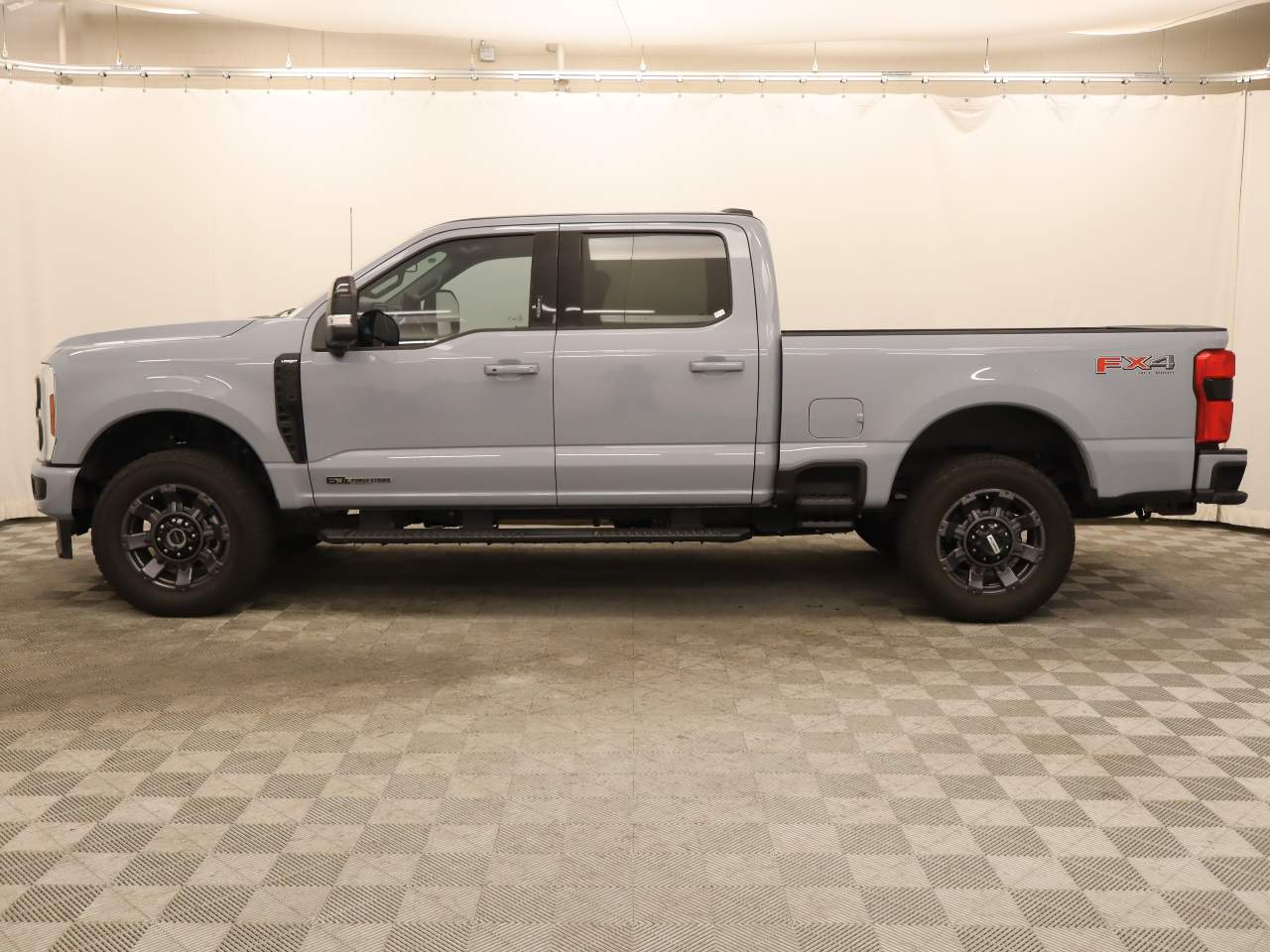 2024 Ford F-250 Super Duty Lariat Crew Cab