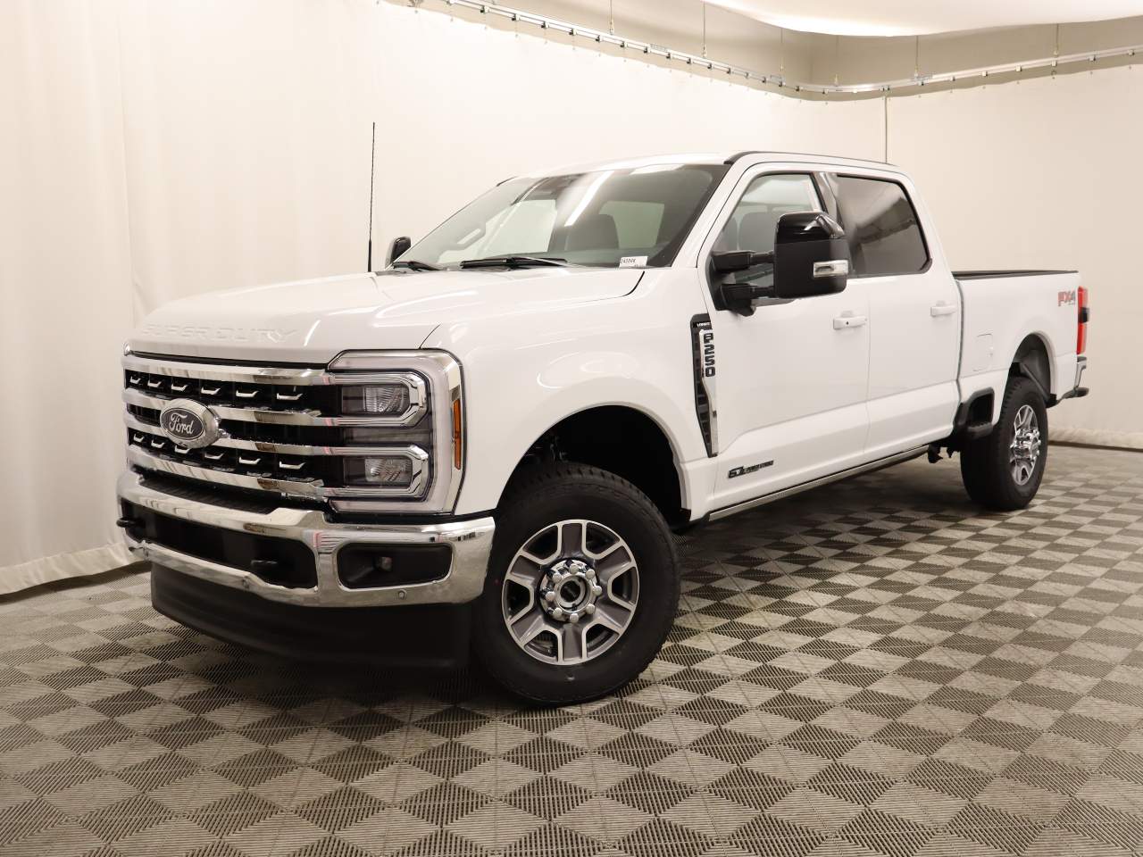 2024 Ford F-250 Super Duty Crew Cab Lariat