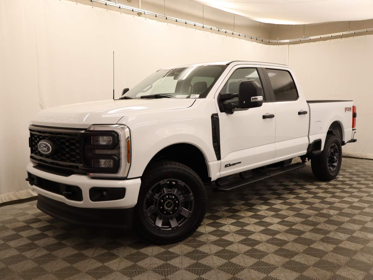 2024 Ford F-250 Super Duty Crew Cab XL