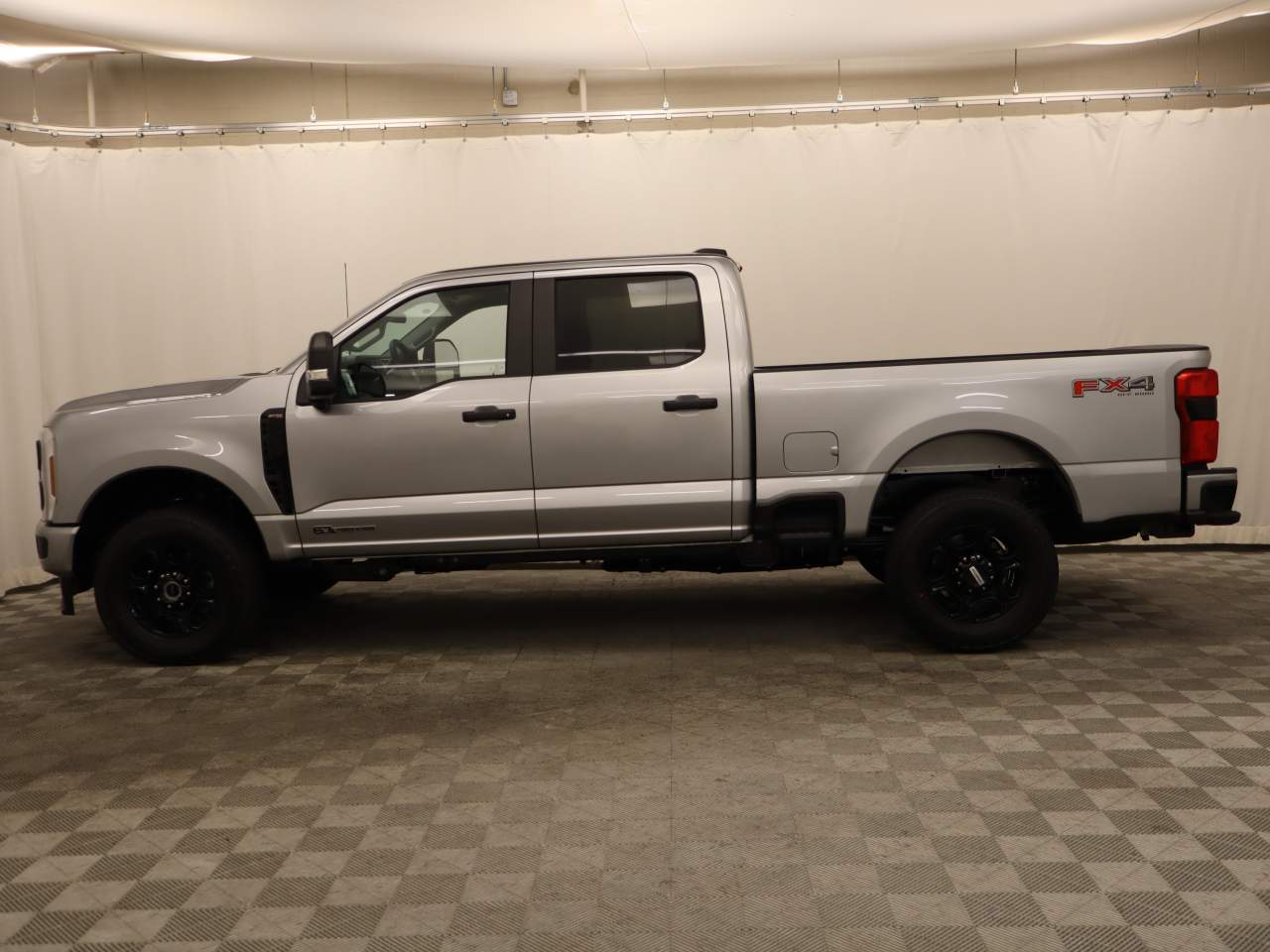 2024 Ford F-250 Super Duty Crew Cab XL