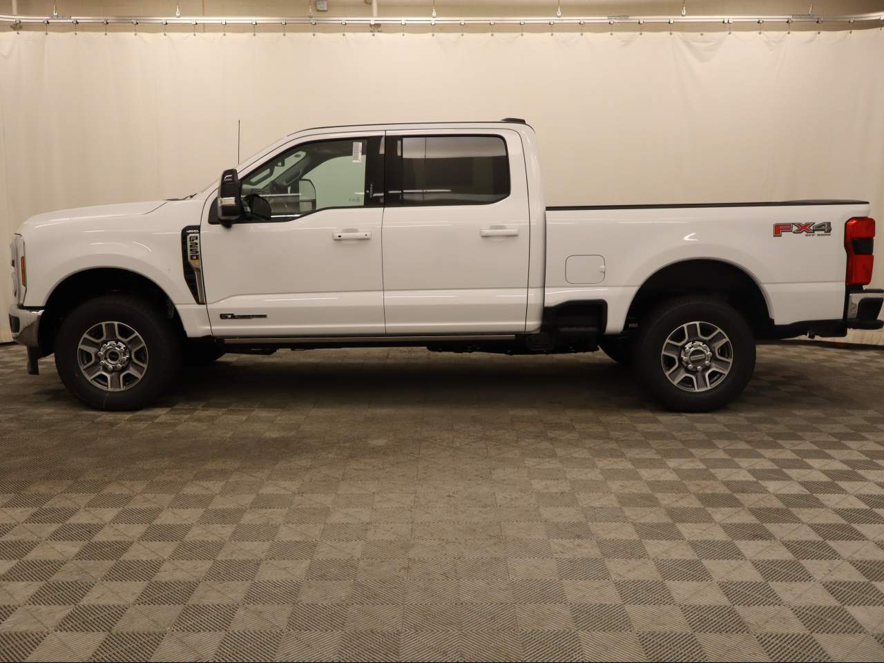 2026 Ford F-250 Super Duty Crew Cab Lariat