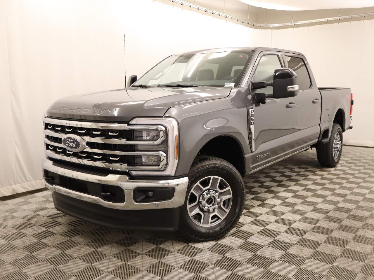 2026 Ford F-250 Super Duty Crew Cab Lariat