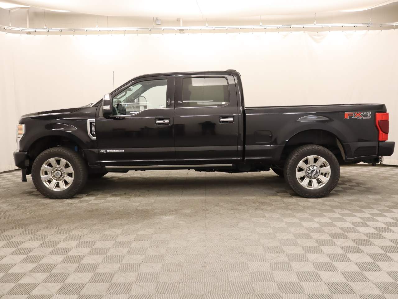 2022 Ford F-250 Super Duty Platinum Crew Cab