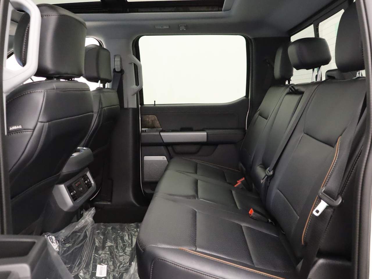 2025 Ford F-250 Super Duty Lariat - Photo 17